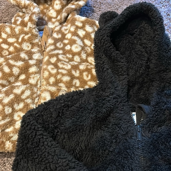 Toddler Old navy fleece zipper jackets size 18/24 matching twin set - Picture 2 of 4